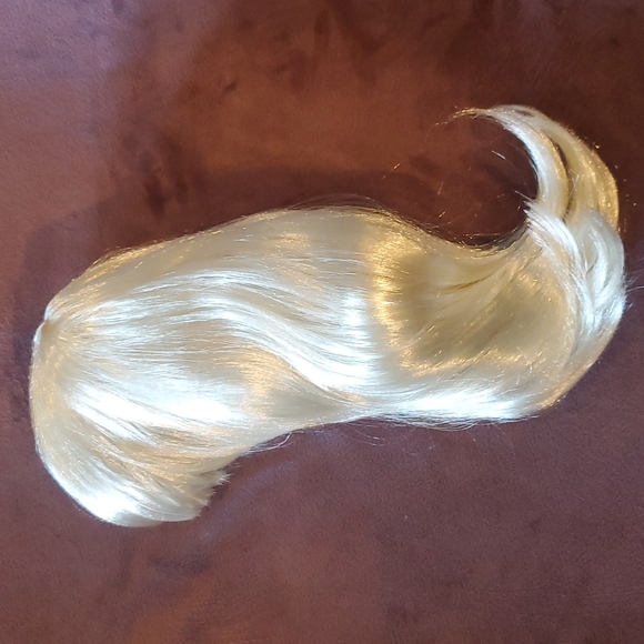 Make Believe Blonde Sexy Sue Wig - Picture 2 of 8